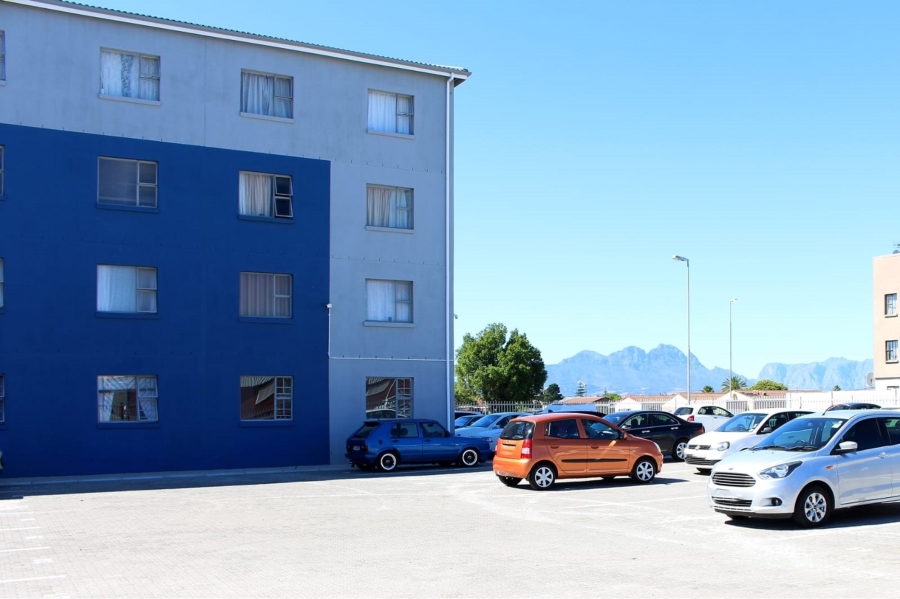 2 Bedroom Property for Sale in Scottsdene Western Cape